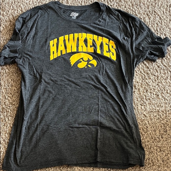 Bundle of Men’s Iowa Hawkeyes t-shirts - Picture 4 of 6